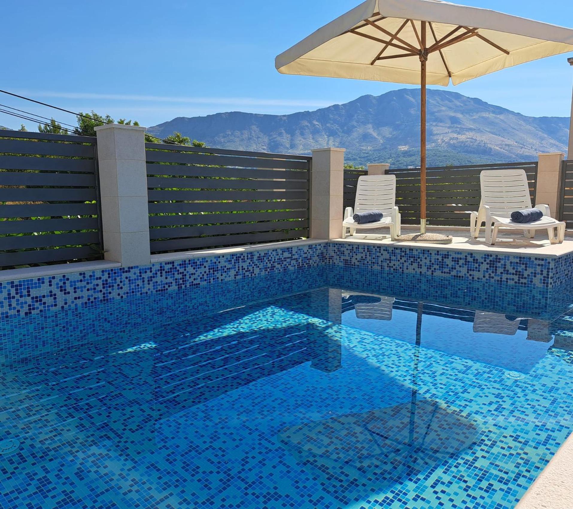 Villa "Amber" Luxury Apartments With A Pool Mlini Extérieur photo